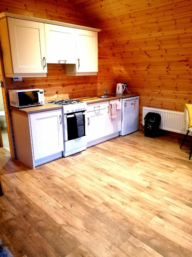Tollymore Luxury Log Cabins Newry Exterior foto